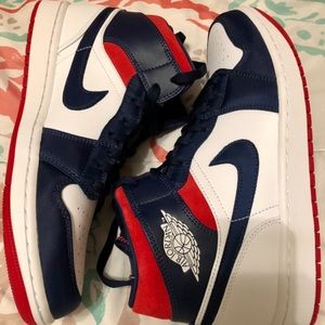 Men’s size 10 shoes